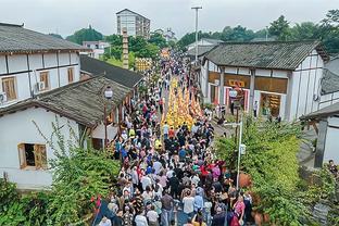 打崩对手！王楚钦3-0速胜&对手只拿15分，中国男团先下一城